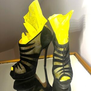 FLASH SALE ! Authentic Jimmy Choo Black Suede Peep Toe Heels